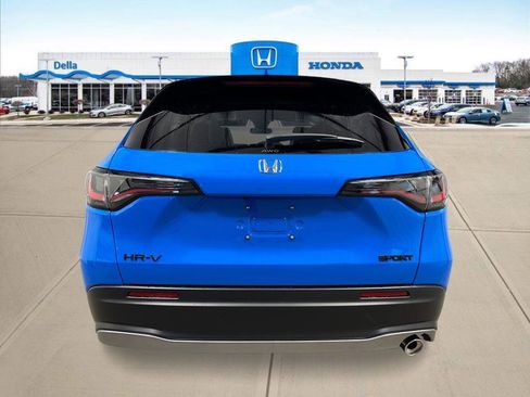 New 2026 Honda HR-V Sport image 4