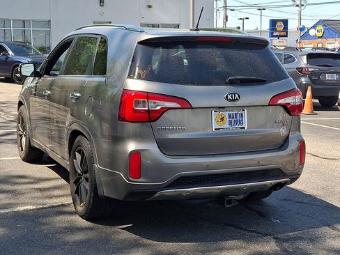 Used 2014 Kia Sorento SX w/ 3rd Row Package FWD image 3