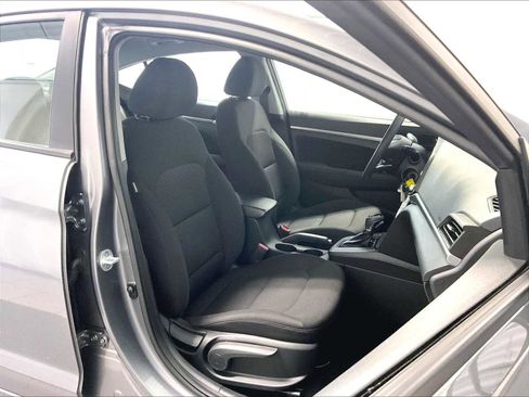 Used 2019 Hyundai Elantra SEL w/ Cargo Package image 11