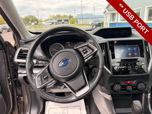 Used 2023 Subaru Forester Premium AWD/4WD image 18