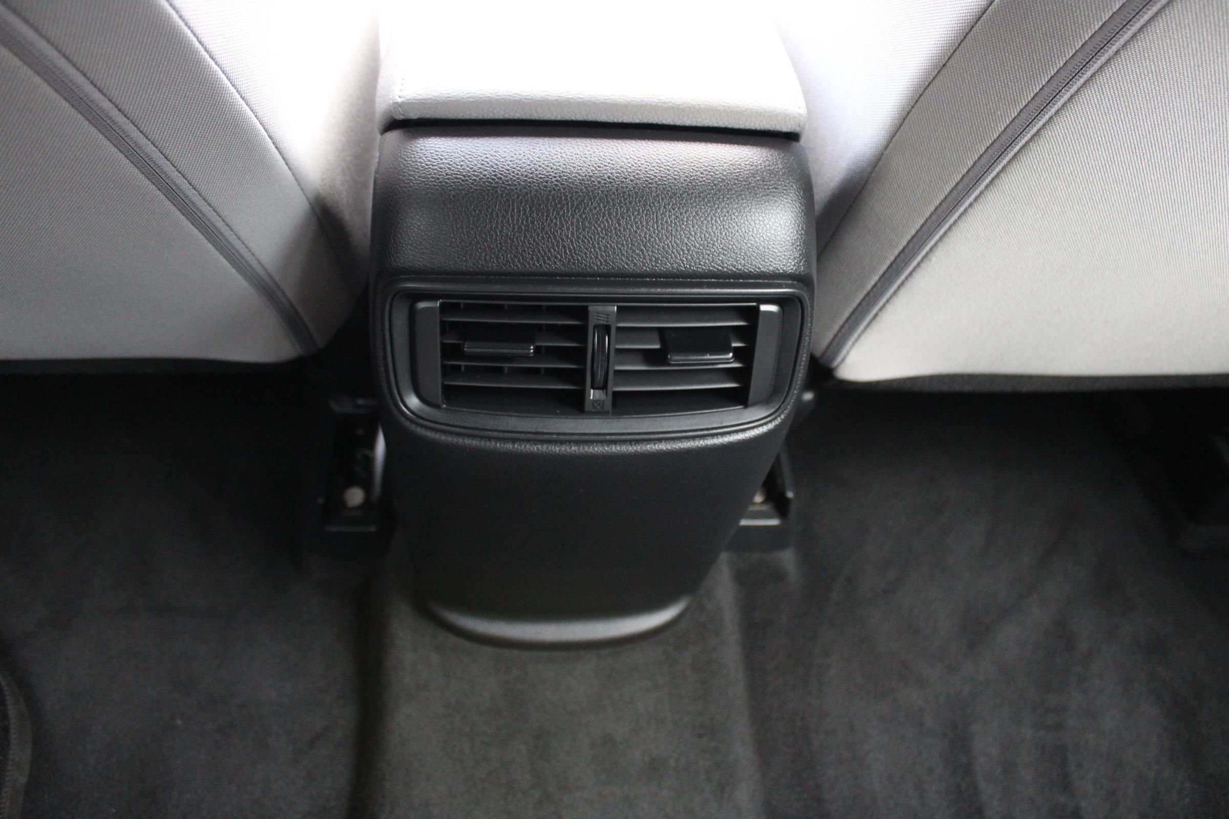 Used 2019 Honda CR-V LX image 25