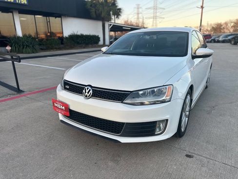 Used 2012 Volkswagen Jetta GLI FWD image 1
