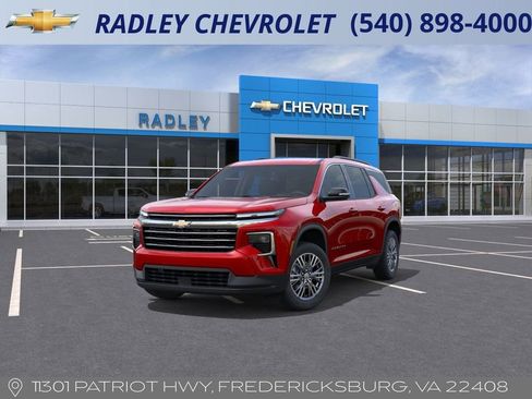 New 2026 Chevrolet Traverse LT w/ Driver Confidence Package image 8