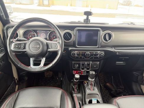 Used 2022 Jeep Gladiator Rubicon w/ Cold Weather Group image 28