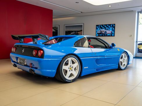 Used 1998 Ferrari F355 Berlinetta RWD image 6