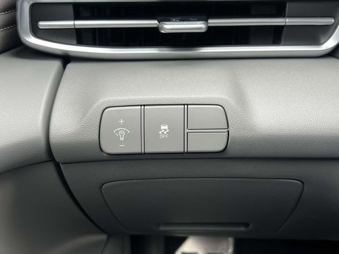 New 2026 Hyundai Elantra Sport FWD image 22