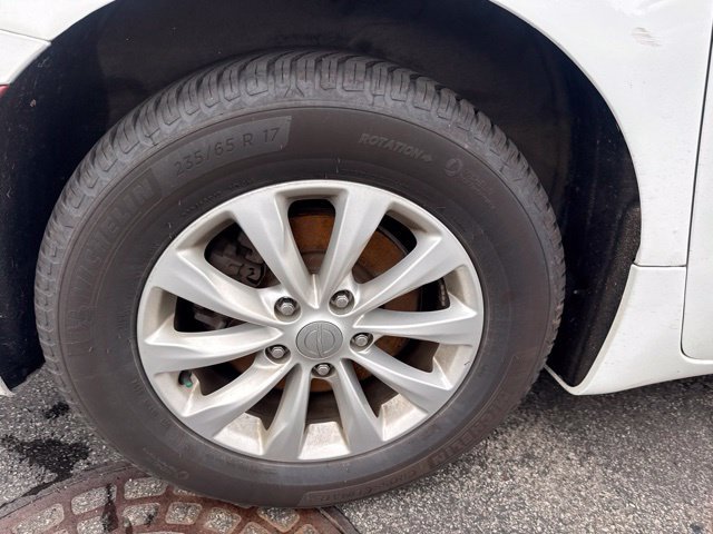 Used 2018 Chrysler Pacifica Touring-L FWD image 10