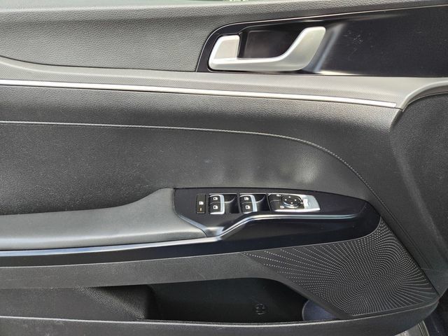 Used 2021 Kia K5 LXS FWD image 13