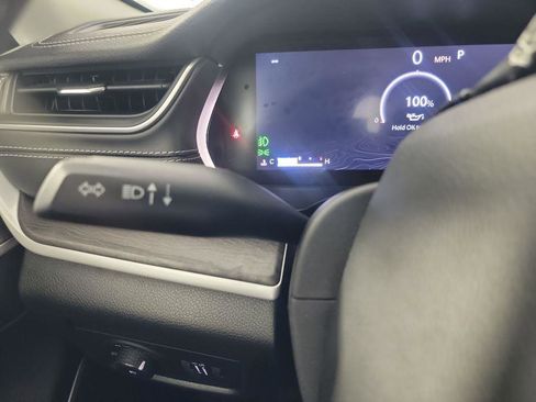 Used 2022 Jeep Grand Cherokee L Limited image 20