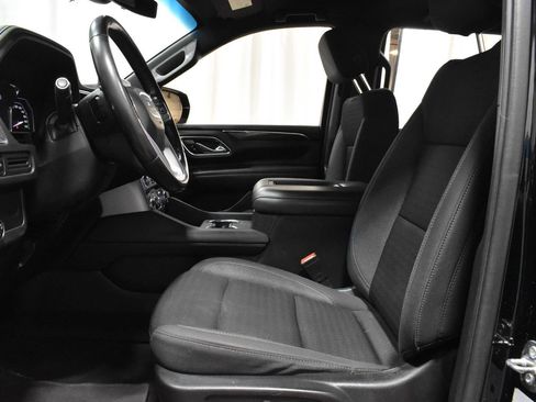 Used 2021 GMC Yukon SLE image 4