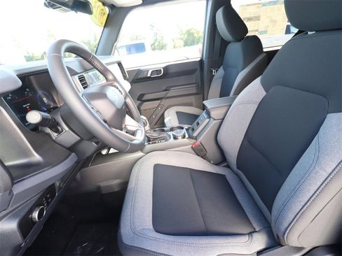 New 2025 Ford Bronco Big Bend image 2