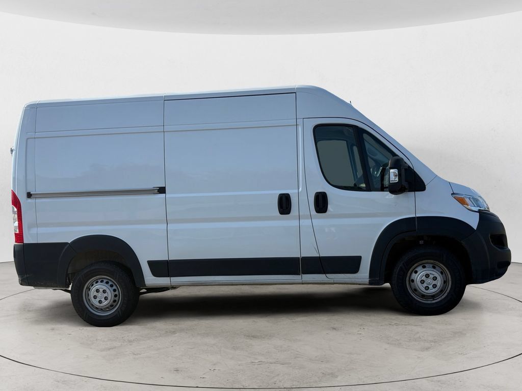 Used 2025 RAM ProMaster 2500 w/ Convenience Group FWD image 2
