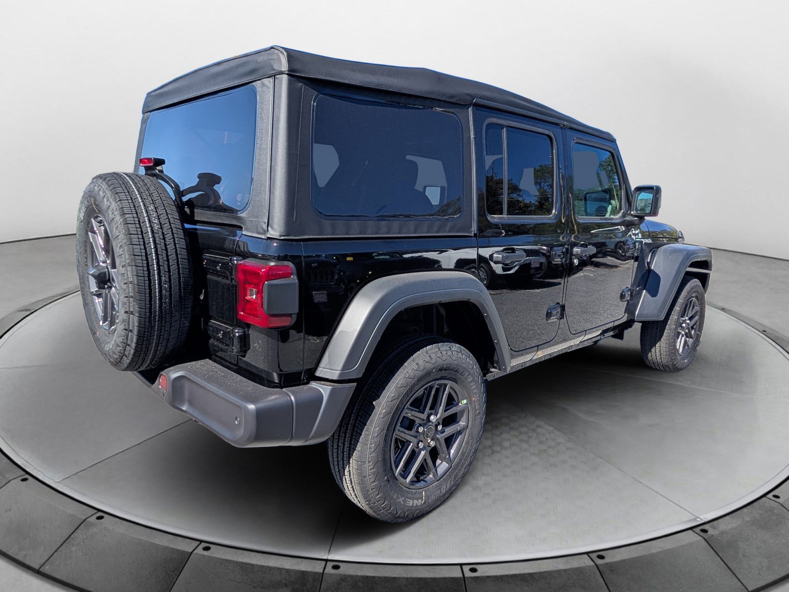 New 2026 Jeep Wrangler Unlimited Sport AWD/4WD image 4