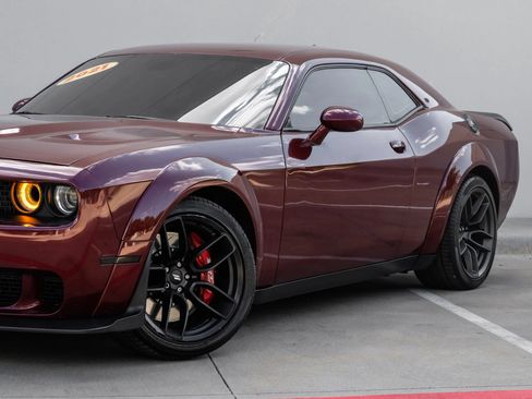 Used 2021 Dodge Challenger R/T Scat Pack RWD image 15