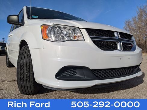 Used 2016 Dodge Grand Caravan SE w/ Quick Order Package 29E SE image 24