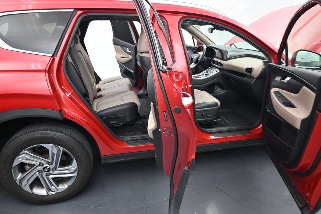Used 2023 Hyundai Santa Fe SEL w/ Premium Package AWD/4WD image 13