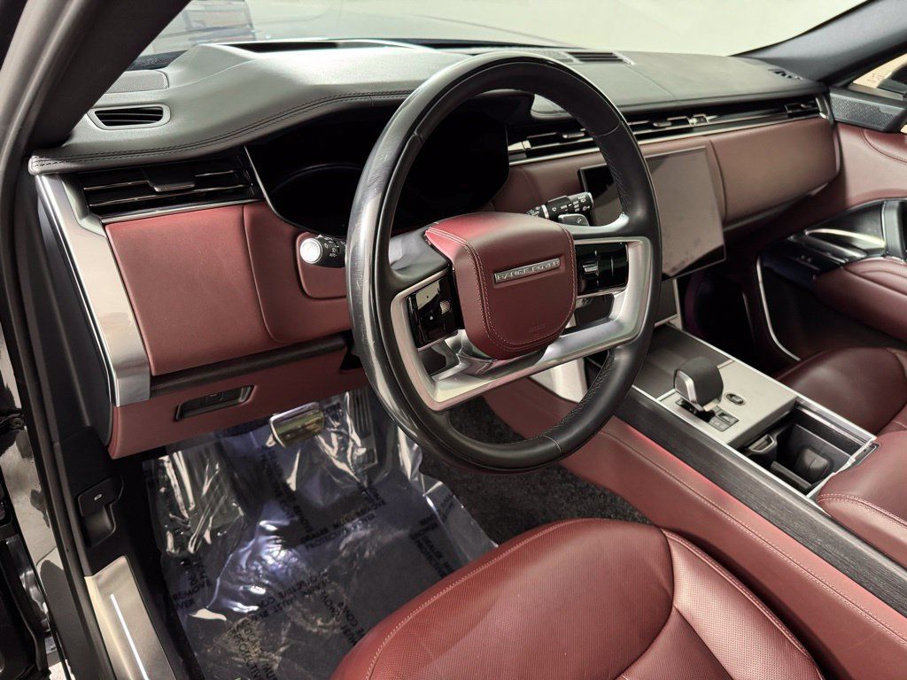 Used 2024 Land Rover Range Rover Autobiography AWD/4WD image 19