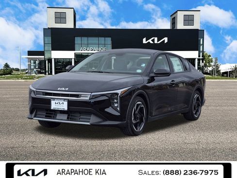 New 2025 Kia K4 EX image 4