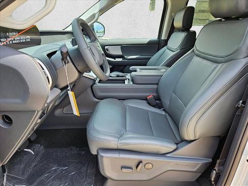 New 2026 Ford Expedition Max Active RWD image 4