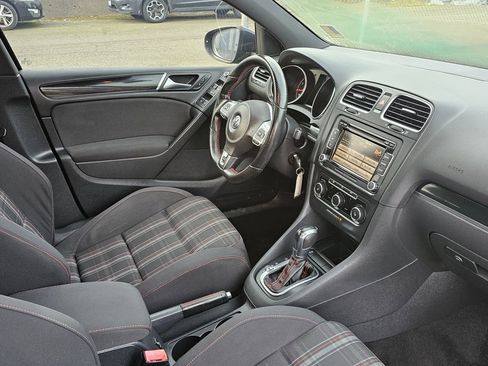 Used 2012 Volkswagen GTI 4-Door FWD image 11