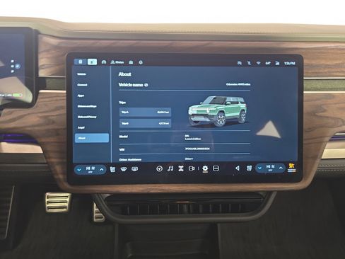 Used 2022 Rivian R1S Launch Edition image 29