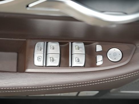 Used 2016 BMW 750i xDrive AWD/4WD image 22