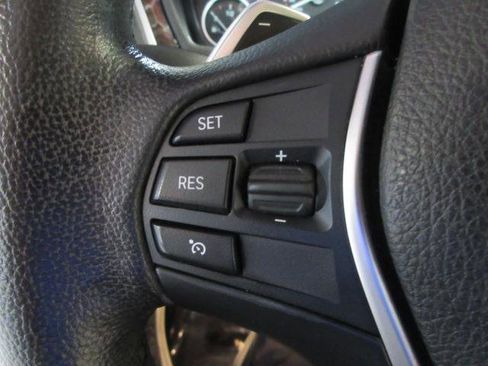 Used 2017 BMW 330i xDrive Sedan w/ Premium Package image 18