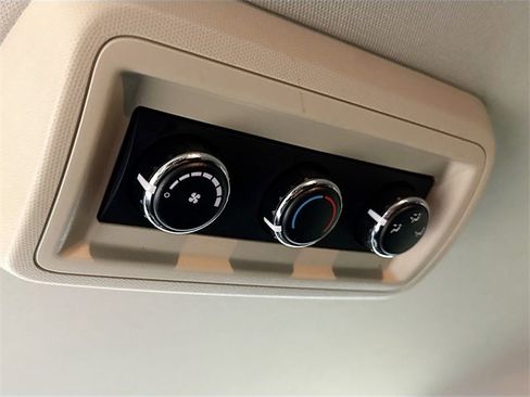 Used 2016 Dodge Grand Caravan SE w/ Quick Order Package 29E SE image 22