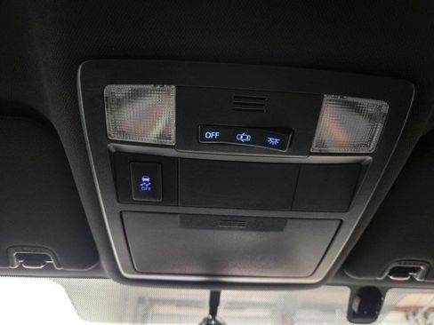 Used 2016 Toyota Tacoma TRD Sport image 63