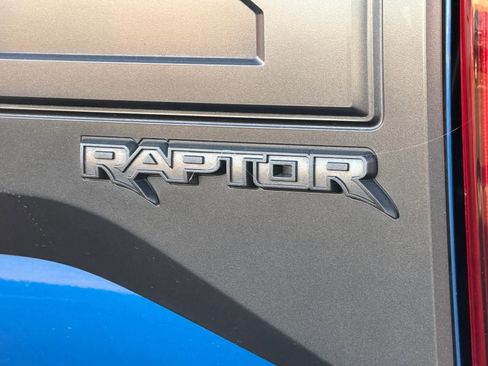 Used 2018 Ford F150 Raptor w/ Equipment Group 802A Luxury image 18