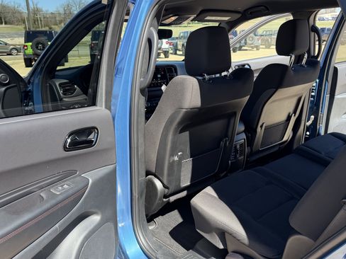 Used 2025 Dodge Durango GT image 27