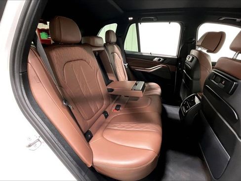 Used 2020 BMW X5 xDrive40i w/ M Sport Package image 27