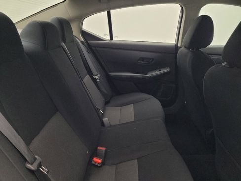 Used 2024 Nissan Sentra SV FWD image 19