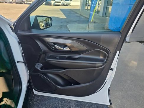 Used 2023 GMC Terrain SLE w/ LPO, Floor Liner Package AWD/4WD image 49