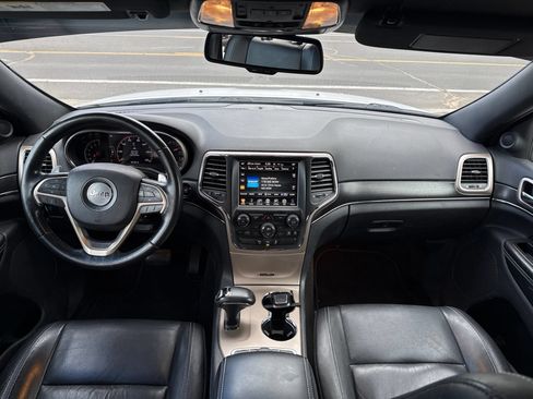 Used 2015 Jeep Grand Cherokee Limited AWD/4WD image 18