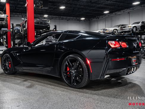 Used 2015 Chevrolet Corvette Stingray Coupe w/ 2LT Preferred Equipment Group image 3