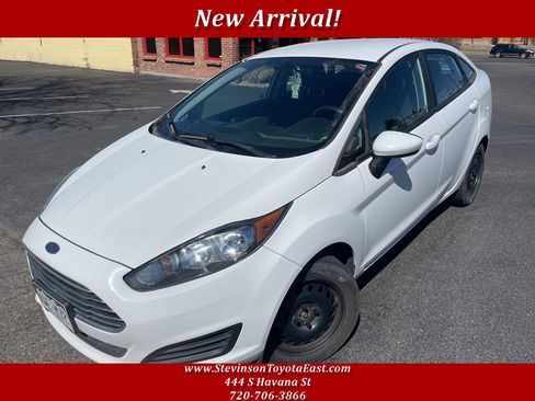 Used 2019 Ford Fiesta S image 1