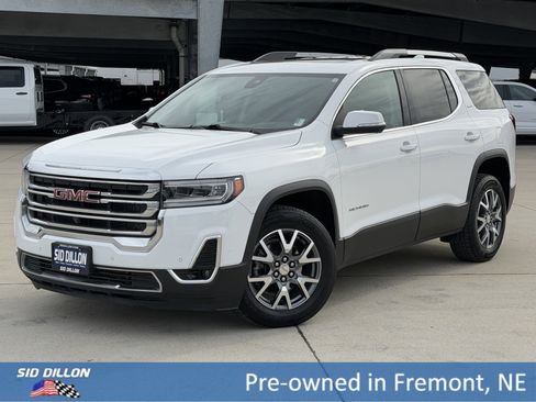 Used 2023 GMC Acadia SLT w/ Technology Package image 1