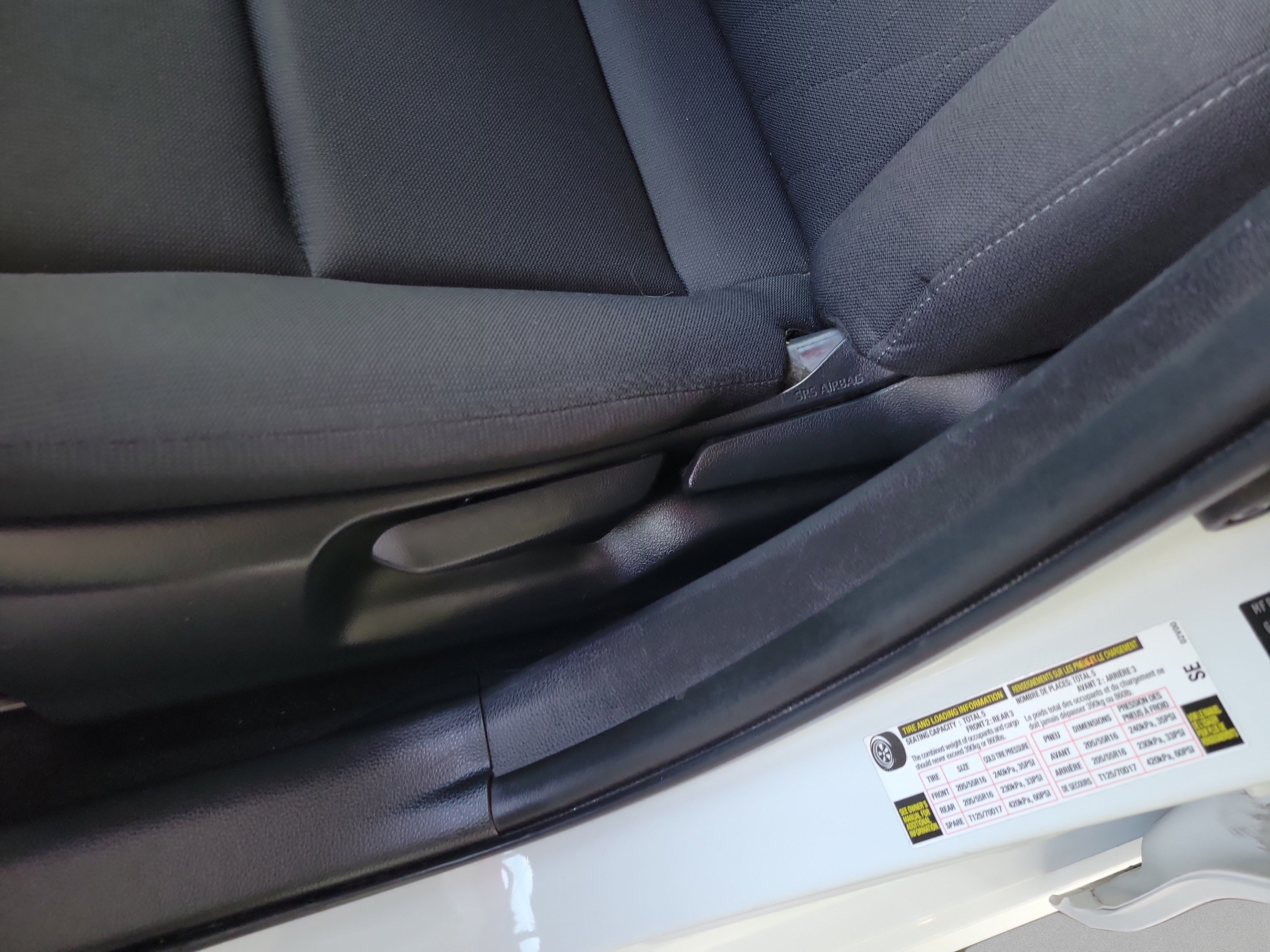 Used 2024 Toyota Corolla LE FWD image 8