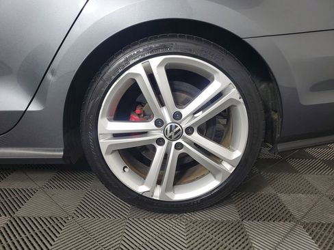 Used 2017 Volkswagen Jetta GLI image 31