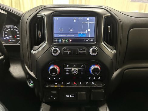 Used 2019 GMC Sierra 1500 AT4 w/ AT4 Premium Package image 32