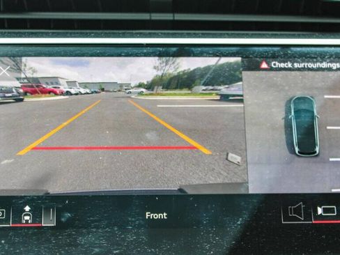 Used 2021 Audi Q7 3.0T Premium w/ Convenience Package image 12