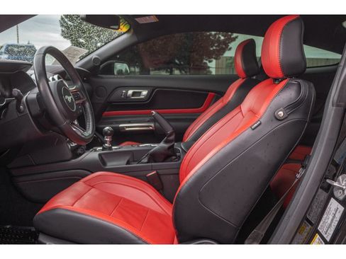 Used 2019 Ford Mustang GT Premium w/ GT Performance Package RWD image 11