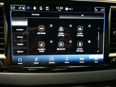 Used 2023 Chrysler Pacifica Touring-L FWD image 20