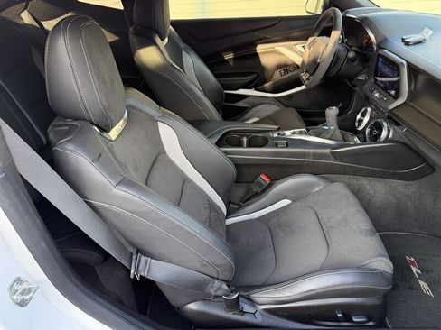 Used 2019 Chevrolet Camaro SS image 29