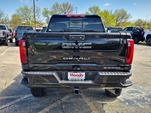 New 2026 GMC Sierra 2500 Denali Ultimate w/ Snow Plow Prep/Camper Package AWD/4WD image 8
