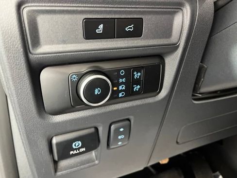 Used 2024 Ford Expedition Max Limited AWD/4WD image 32
