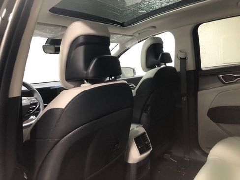 New 2026 Kia Sportage EX image 18