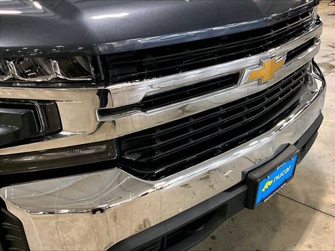 Used 2021 Chevrolet Silverado 1500 LT AWD/4WD image 33