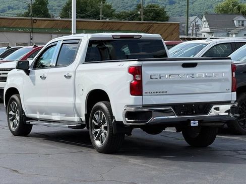Used 2023 Chevrolet Silverado 1500 LT AWD/4WD image 5